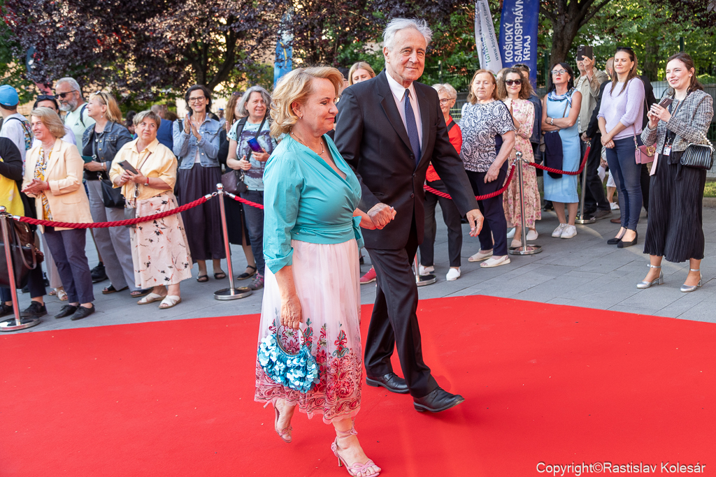 Herec Ján Greššo s manželkou