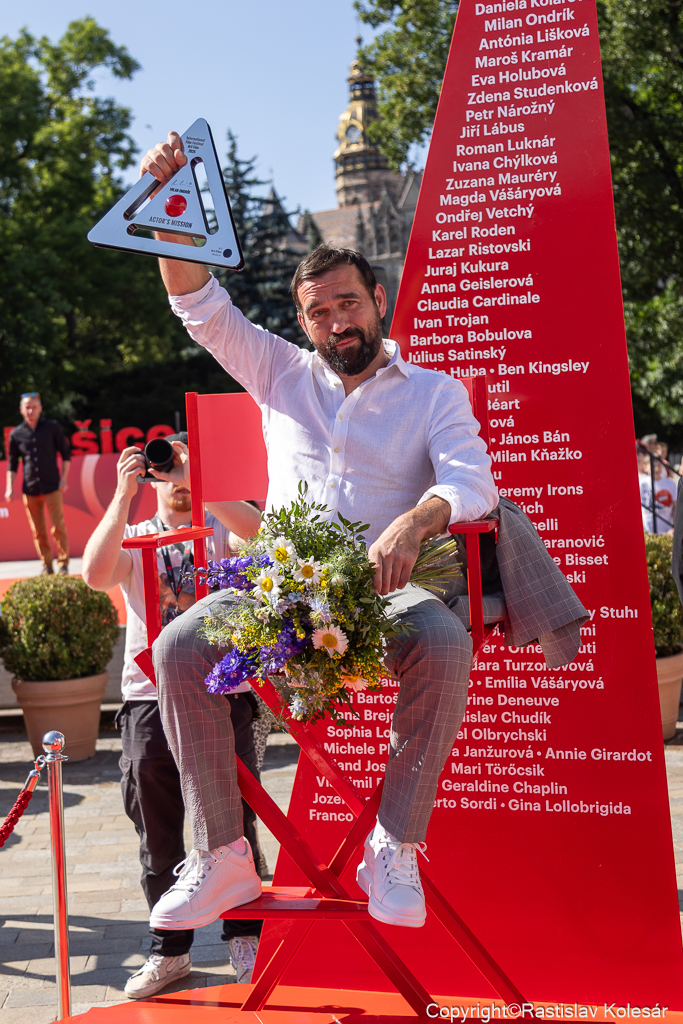 Hlavnou hviezdou festivalu bol herec Milan Ondrík, ktorému organizátori festivalu udelili cenu Hercova misia.