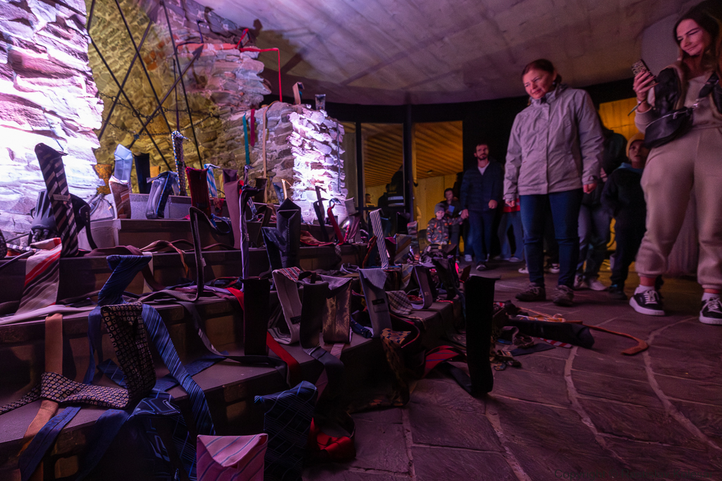 Priestorová inštalácia Kobra Viazanková (Naja Ligare) od Viliama Slaminku na Dolnejbráne